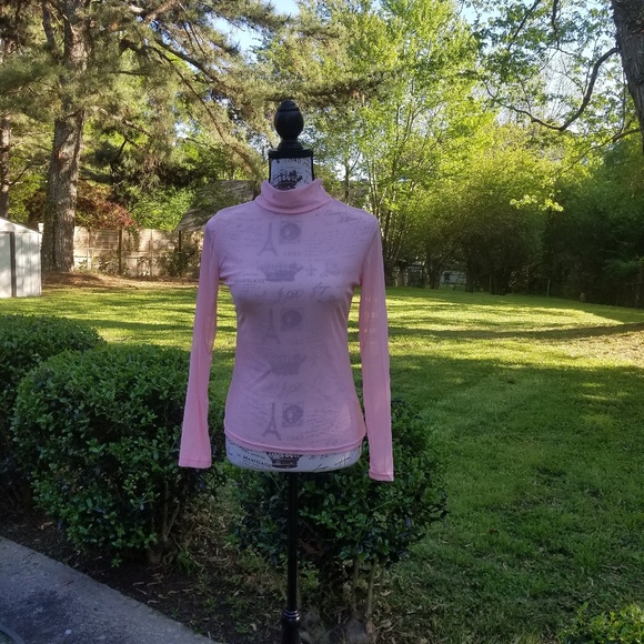 Shirt - Picture 2 of 3